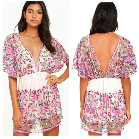 Raga In the Fields Purple Embroidered Dress Size Medium NWT New - Picture 2 of 15